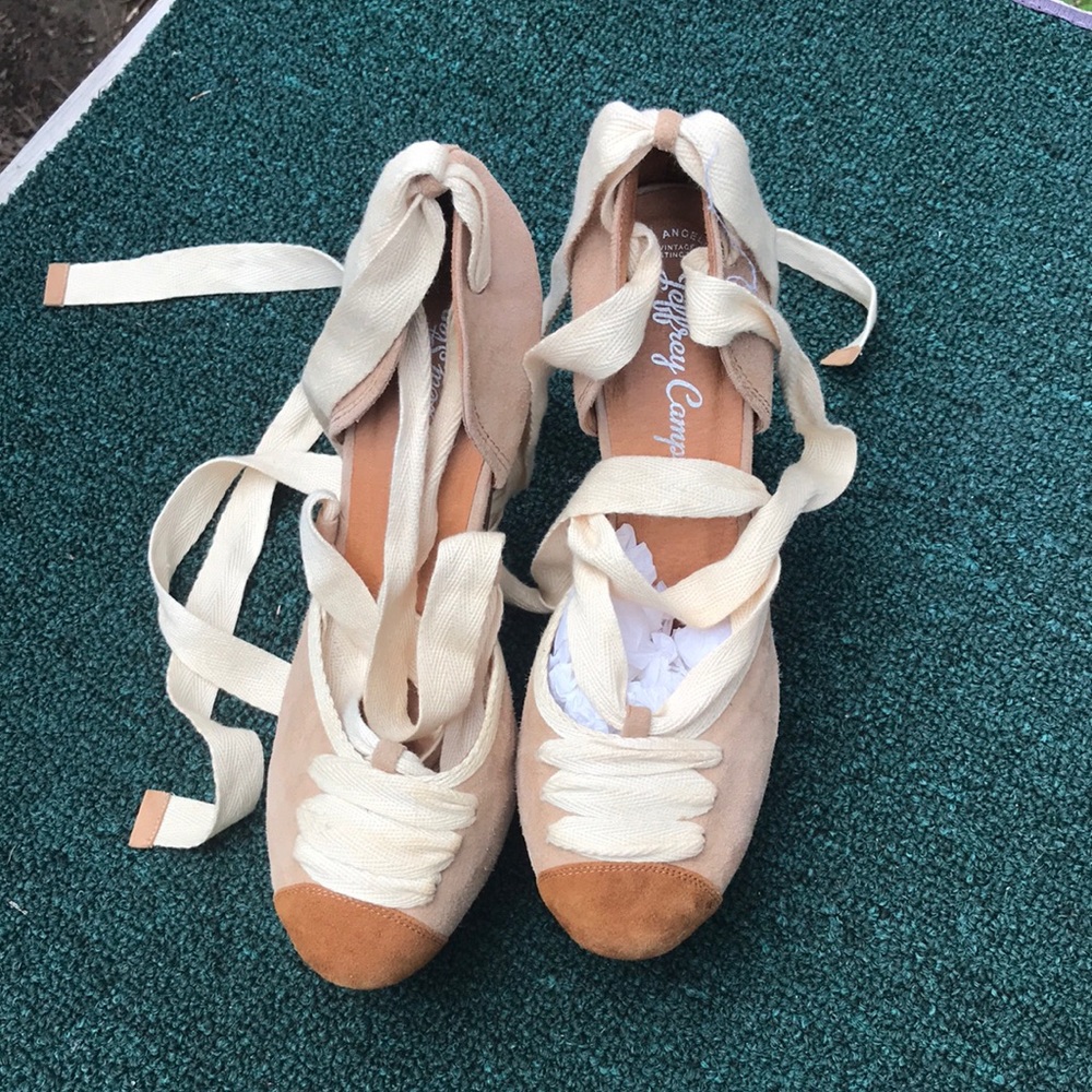 Jeffrey Campbell brown and tan cream color laces 5 inch heal like new condition
